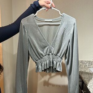 Brand: Pull&Bear 
Size: M
Color:Shinny Silver